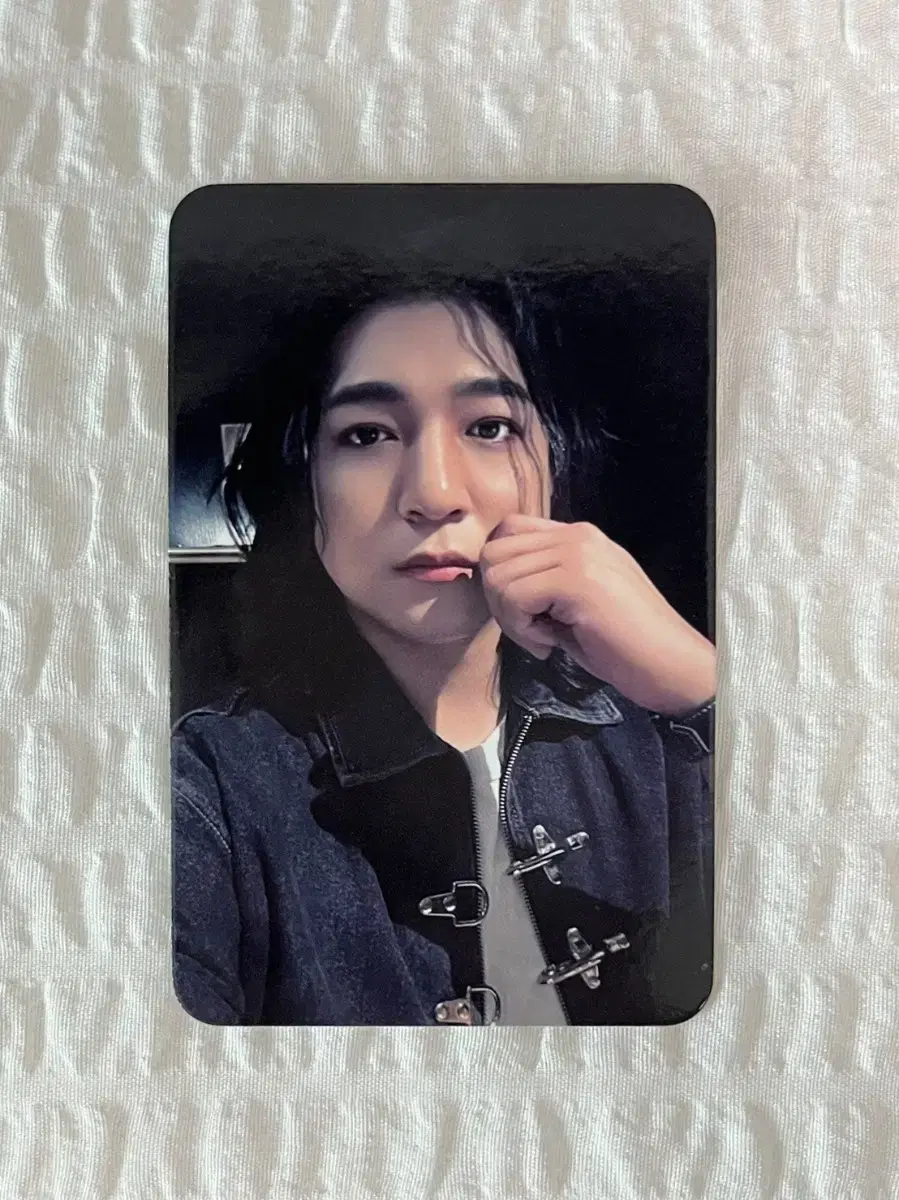 DAY6 | 데이식스 DAY6 pop up DAY6.zip pop-up store confetti